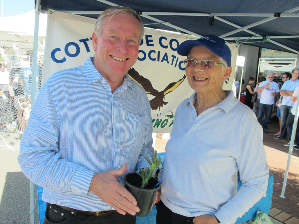 Premier Colin Barnett (a member of CCA) was happy to accept a potted pig face from Frauke